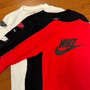 3 KIDS NIKE LONG SLEEVE T-SHIRTS SIZE M